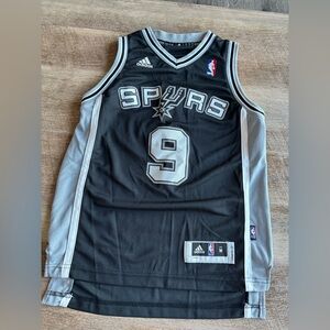 Adidas Tony Parker jersey. Youth medium. EUC